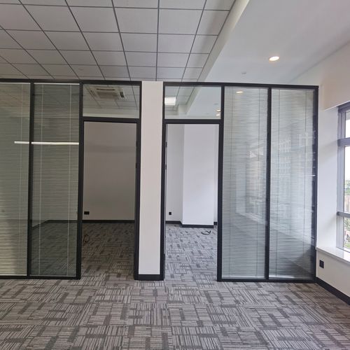 蘇州室內外裝飾 石膏板隔墻、輕鋼龍骨隔墻、吊頂礦棉板在辦公室、工廠、商場的裝修應用